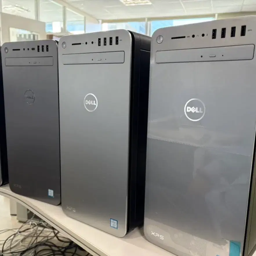 XPS 8930(2대),8920(2대)