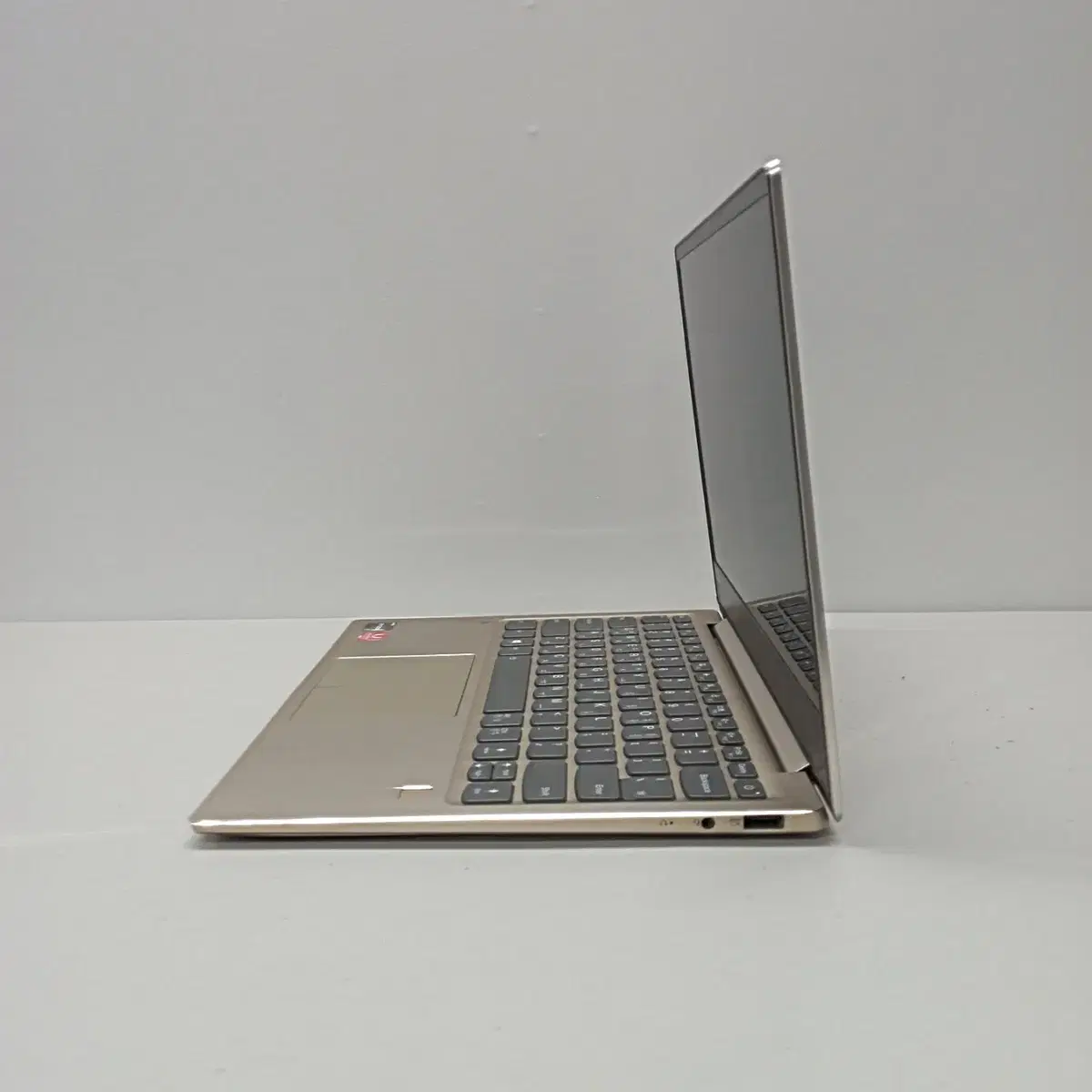 Lenovo IdeaPad 720S-13ARR 라이젠 중고 13인치노트북