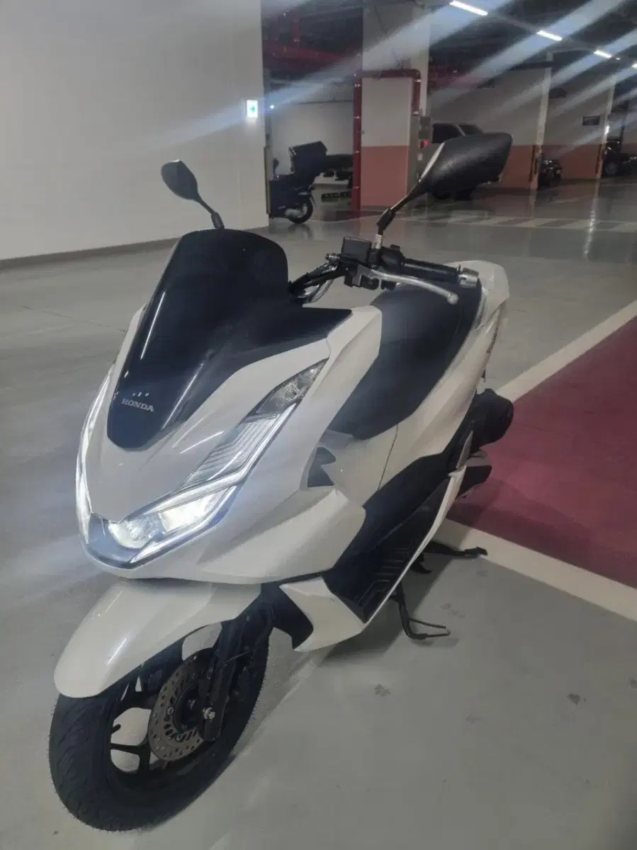 PCX21년식 ABS  판매합니다