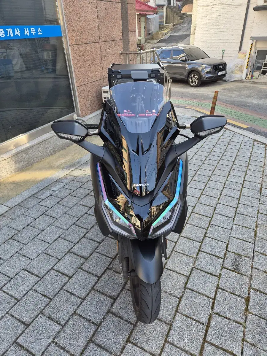 24년식 포르자350 pcx nmax 배달 오토바이