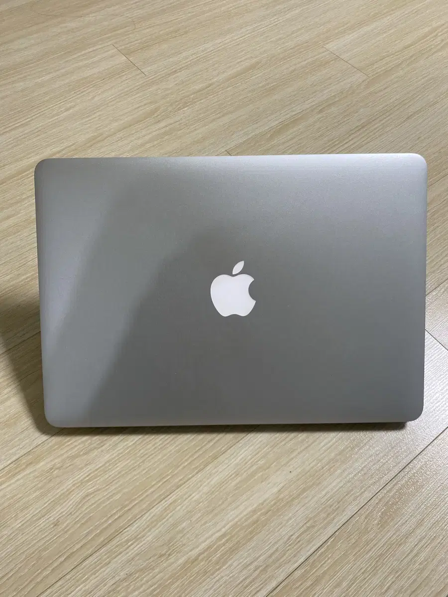 MacBook Air 13-inch노트북, Early 2015