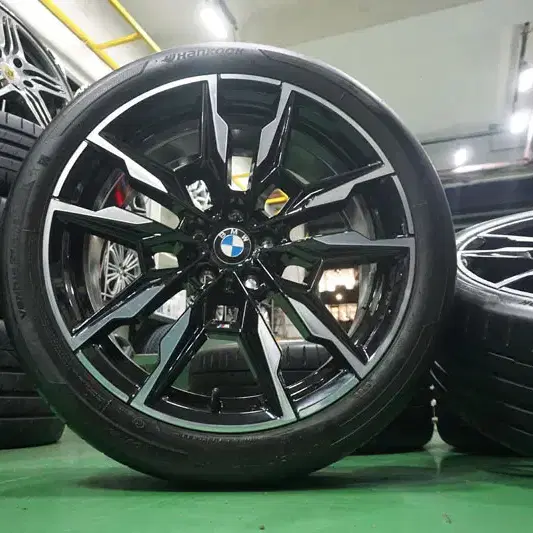 BMW I4 M50 861M 19인치 정품 중고 휠 세트 판매