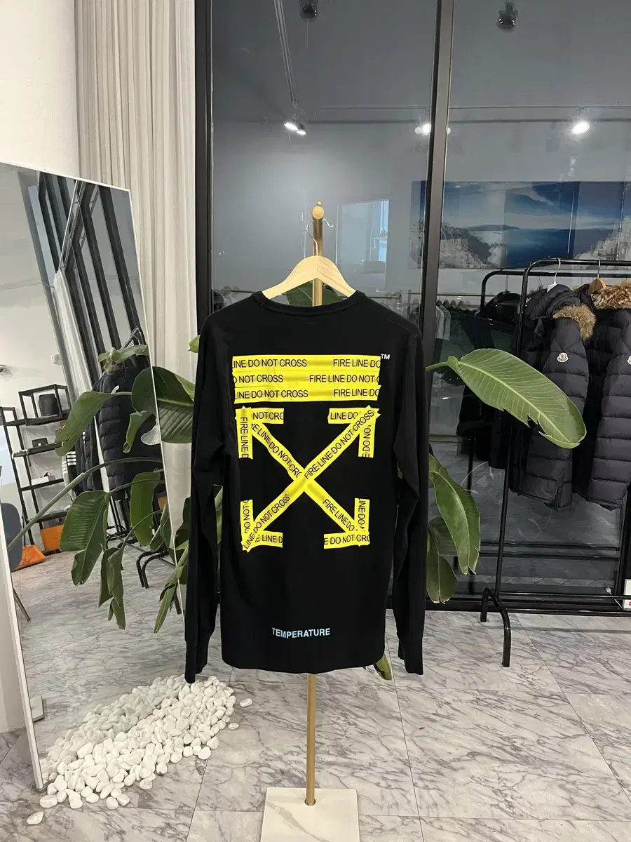 [Less Used] Off-White Overfit Long Sleeve M