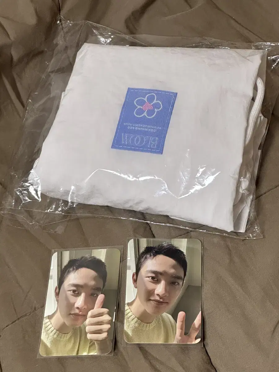 Do Kyungsoo BLOOM fanmeeting Ancon MD md String bag 50,000 won photocard