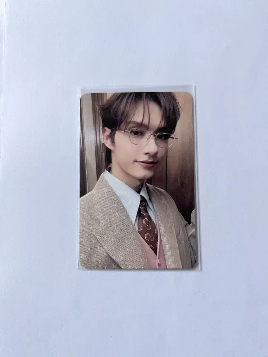 Seventeen twelve mini album carat vahn jun photocard wts.