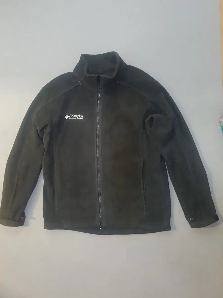 [L] Columbia 70th Anniversary Pigment Black Full Zip-up Hooded Jacket Columbia