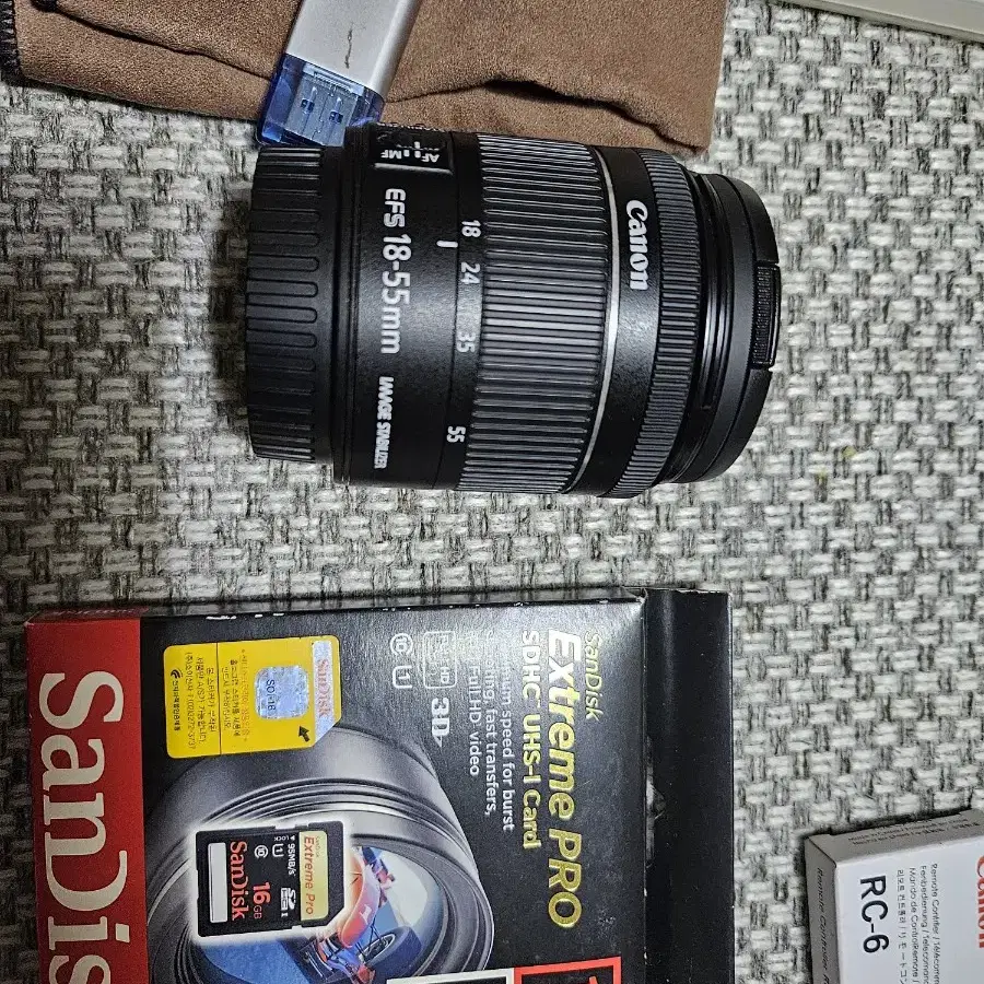 (다있다)캐논정품 EOS700D DSLR 카메라 렌즈 풀박+가방 주변기기