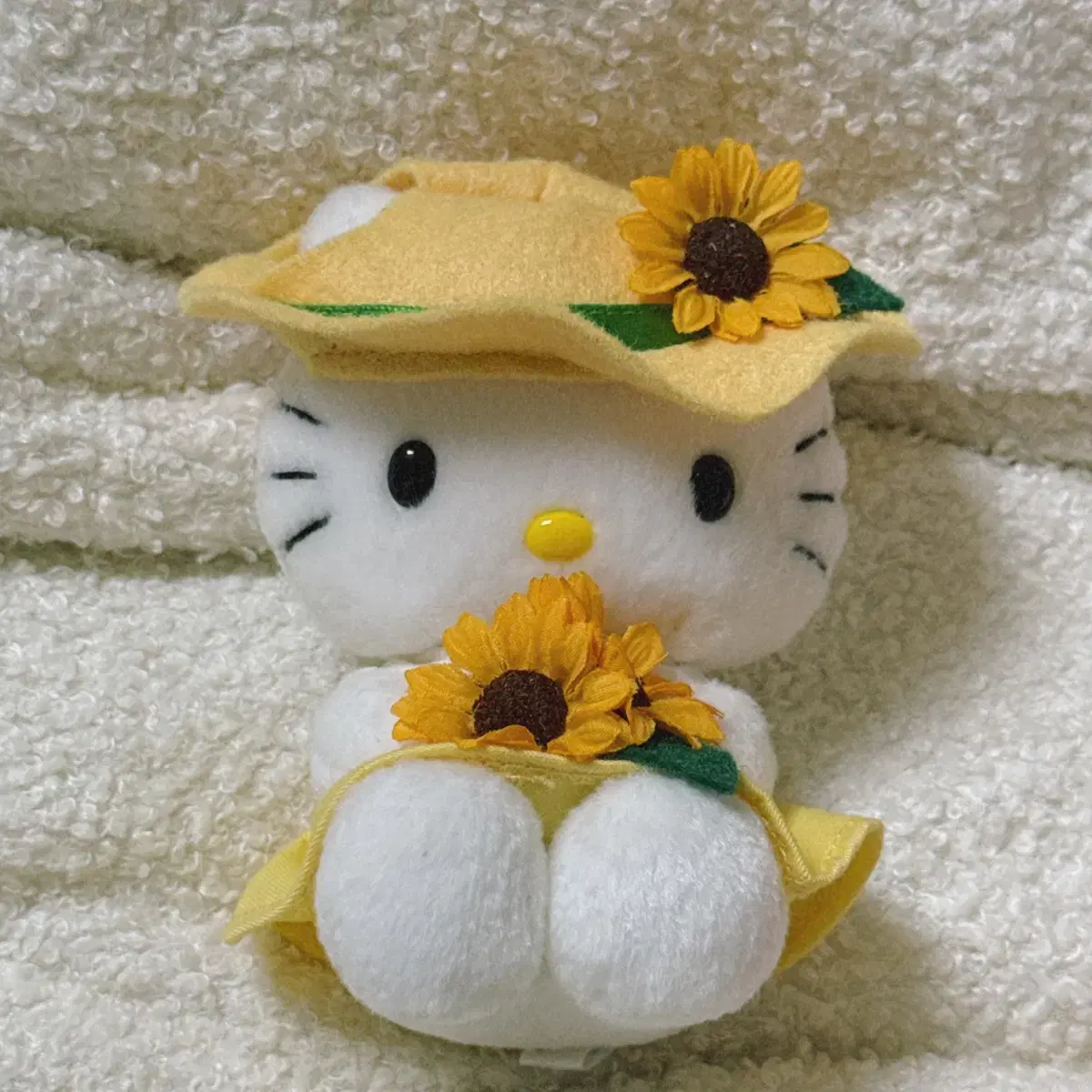 Japanese Classic Vintage Sanrio Hello Kitty Sunflower Kitty Birthday Kitty Doll