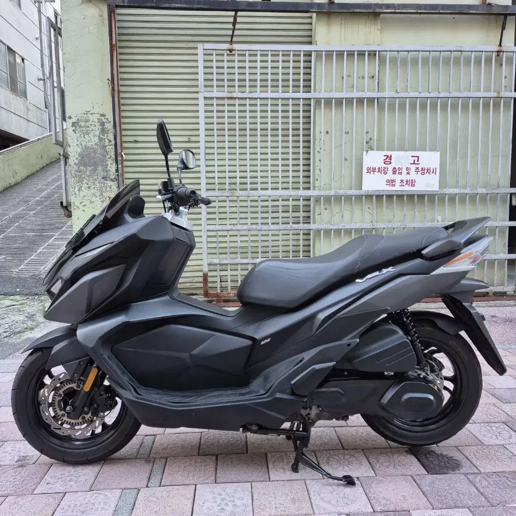 센터판 S급 SYM VSX125 판매합니다.