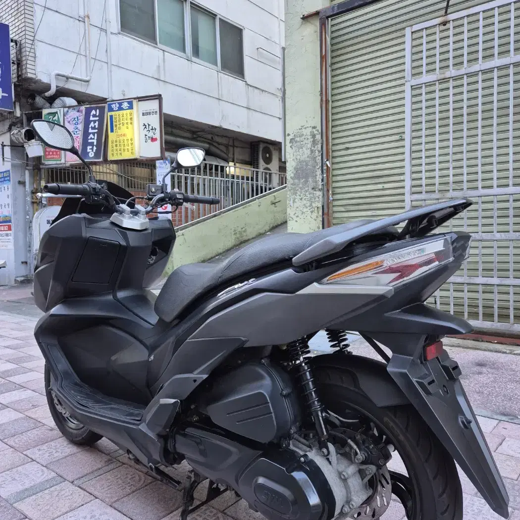 센터판 S급 SYM VSX125 판매합니다.