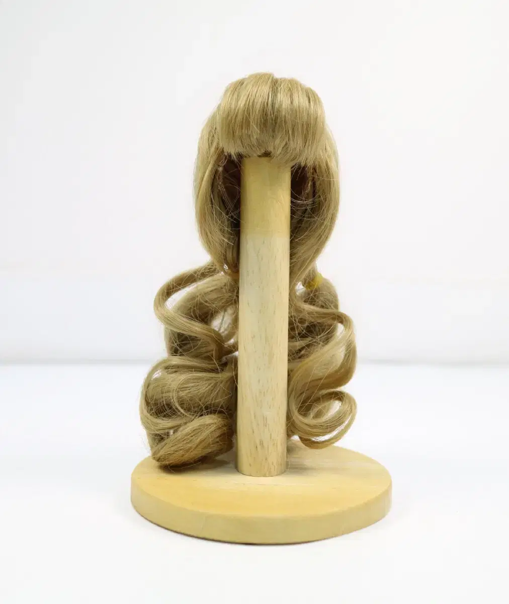 USD Spherical articulated doll wig for sale!