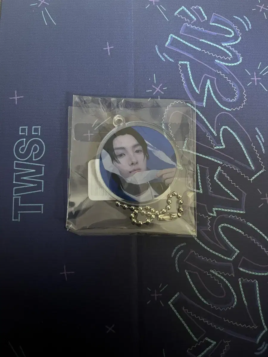 TWS Single 1 preorder pre-order benefit keyring Youngjae