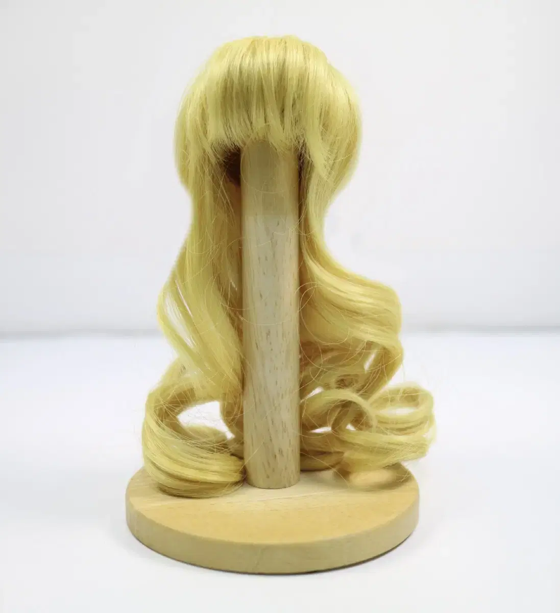 USD Spherical articulated doll wig for sale!