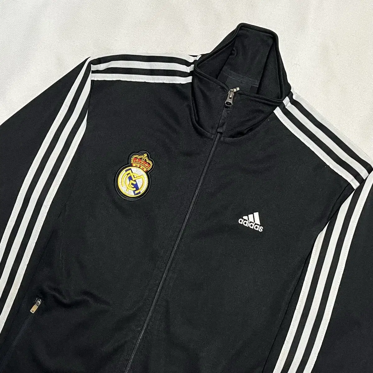 105 adidas Real Madrid Tracktop