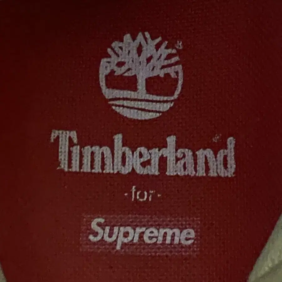 슈프림X팀버랜드. 265사이즈 Supreme X Timberland