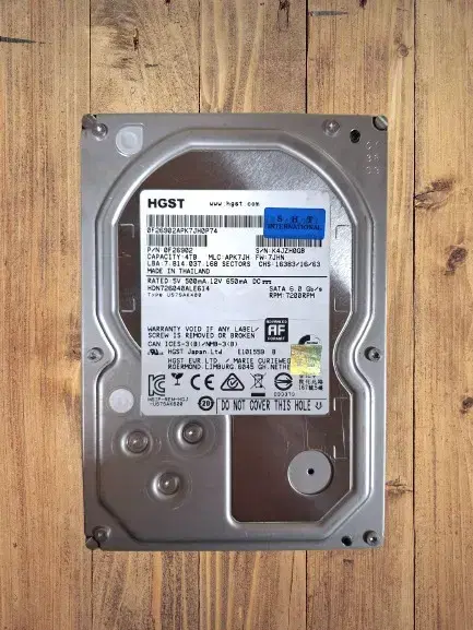 HGST SATA HDD 4TB 3.5인치 서버/자료백업용