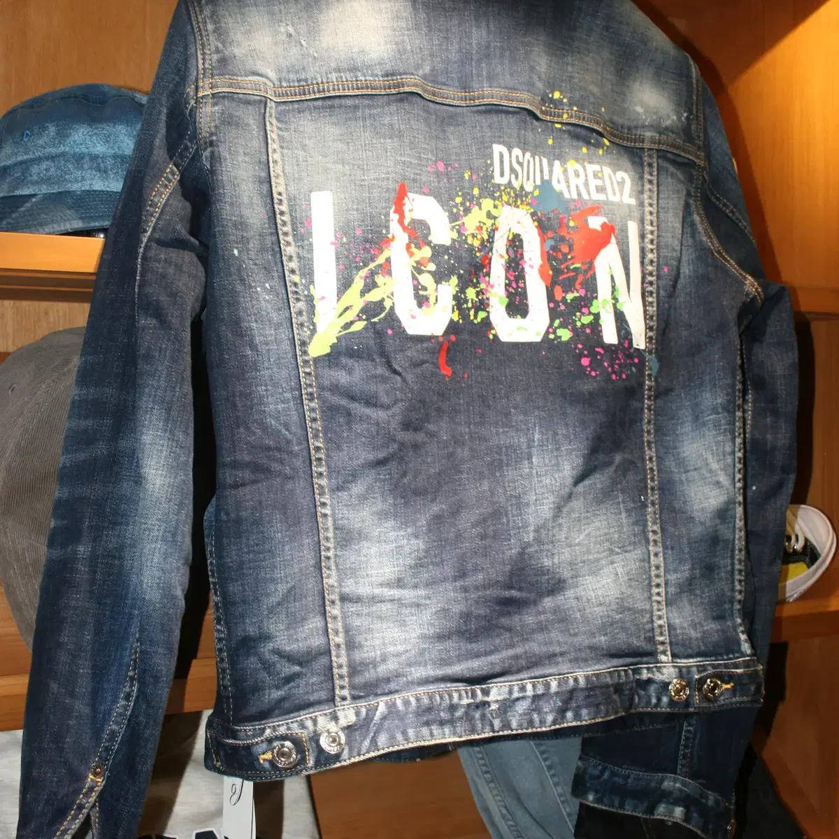 DSQUARED2 ICON 멀티 페인팅 펀칭 디테일 데님자켓