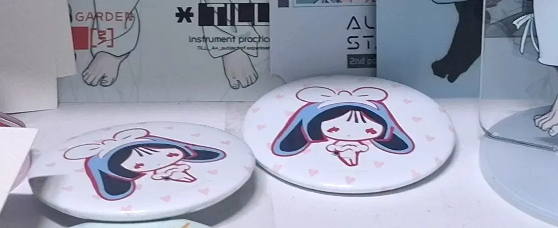 Aste sua sells bunny canbadges