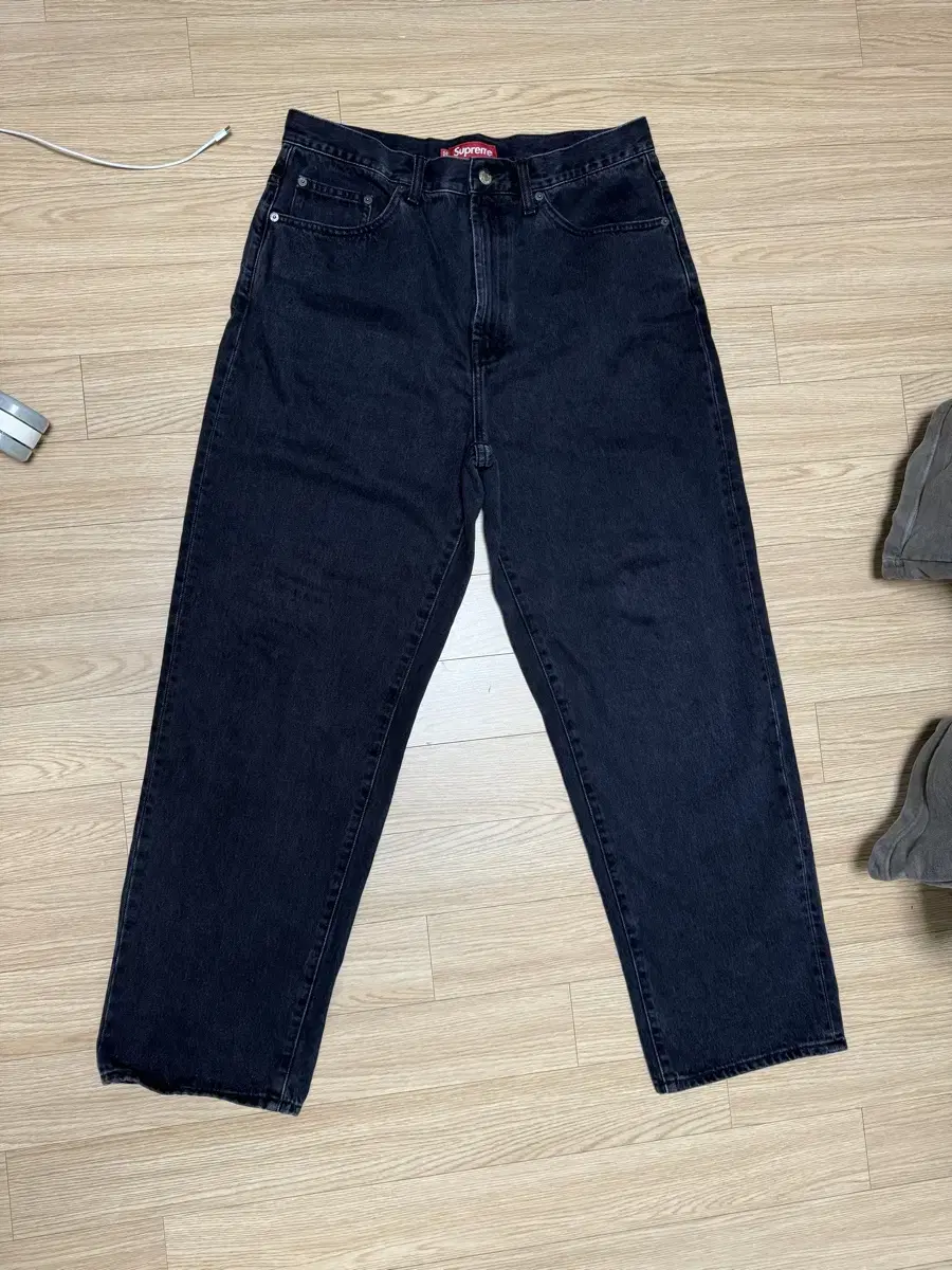 Supreme 24SS Exhaust Jin Black 32