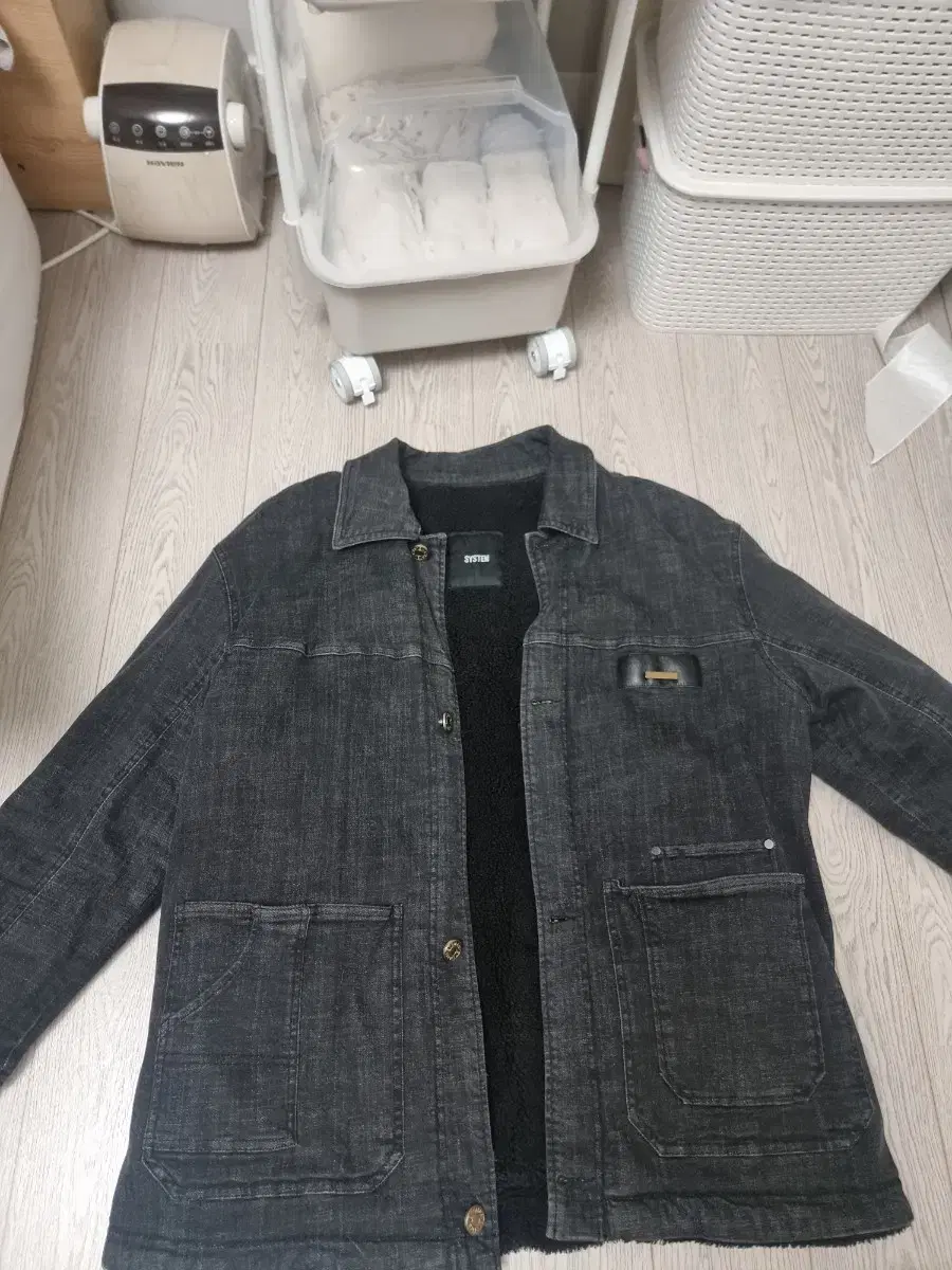 Sell system denim fleece jackets.