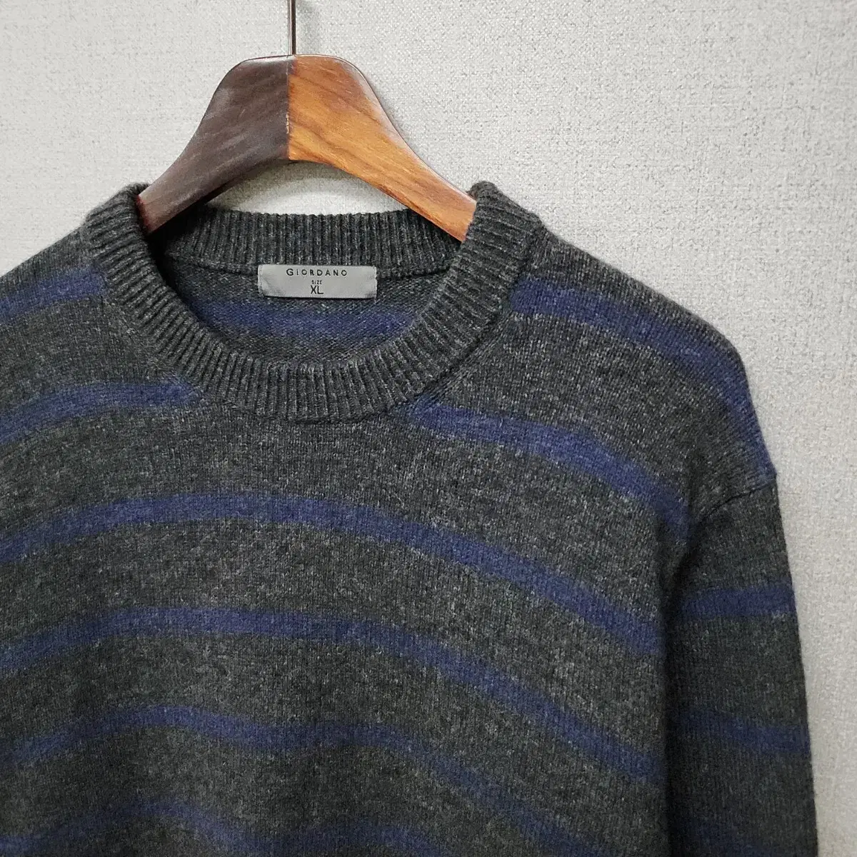 XL) Giordano Men's Knit T-Shirt Striped Sweater Charcoal Gray