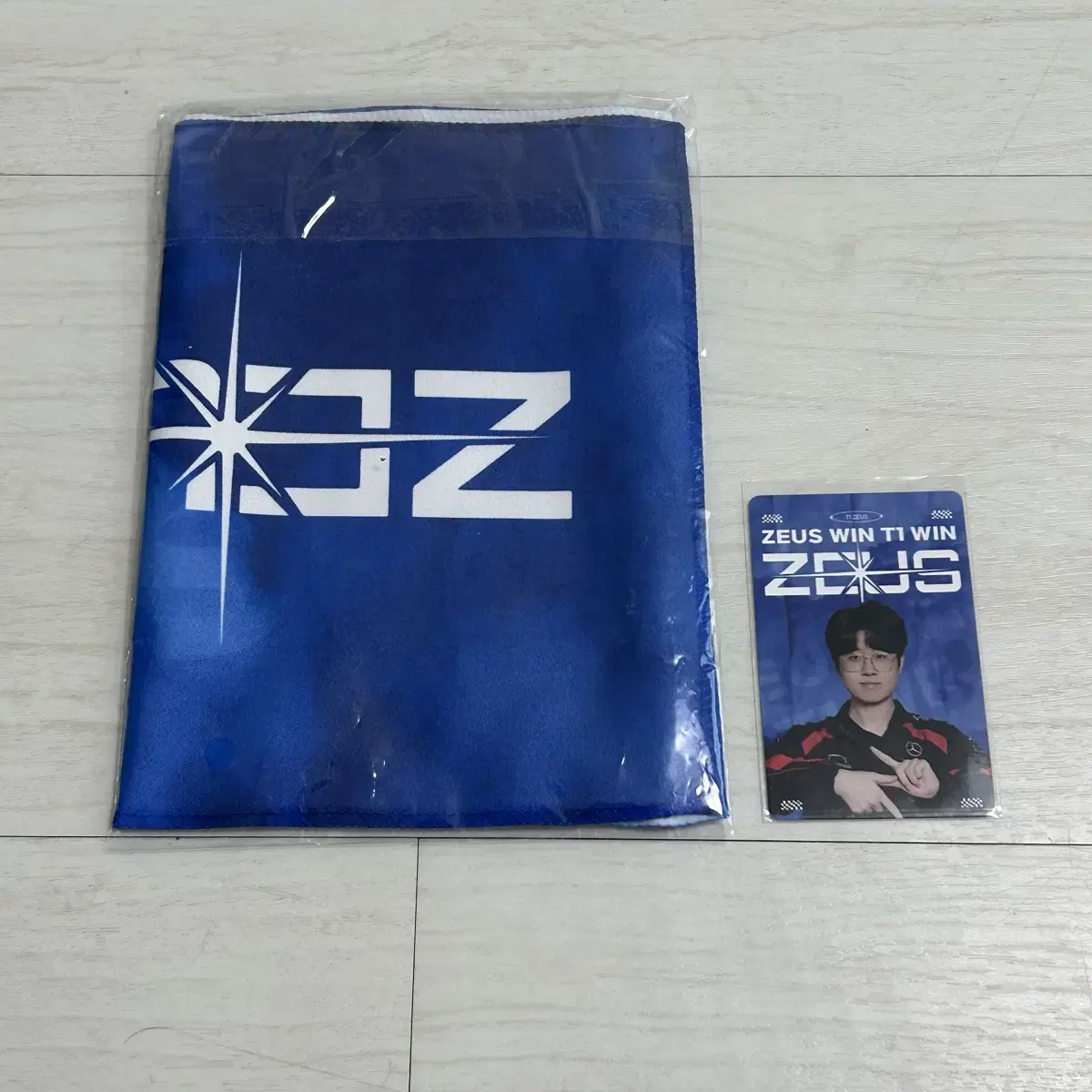 T1 T1 Zeus Reverse Jo slogan photocard bulk sells