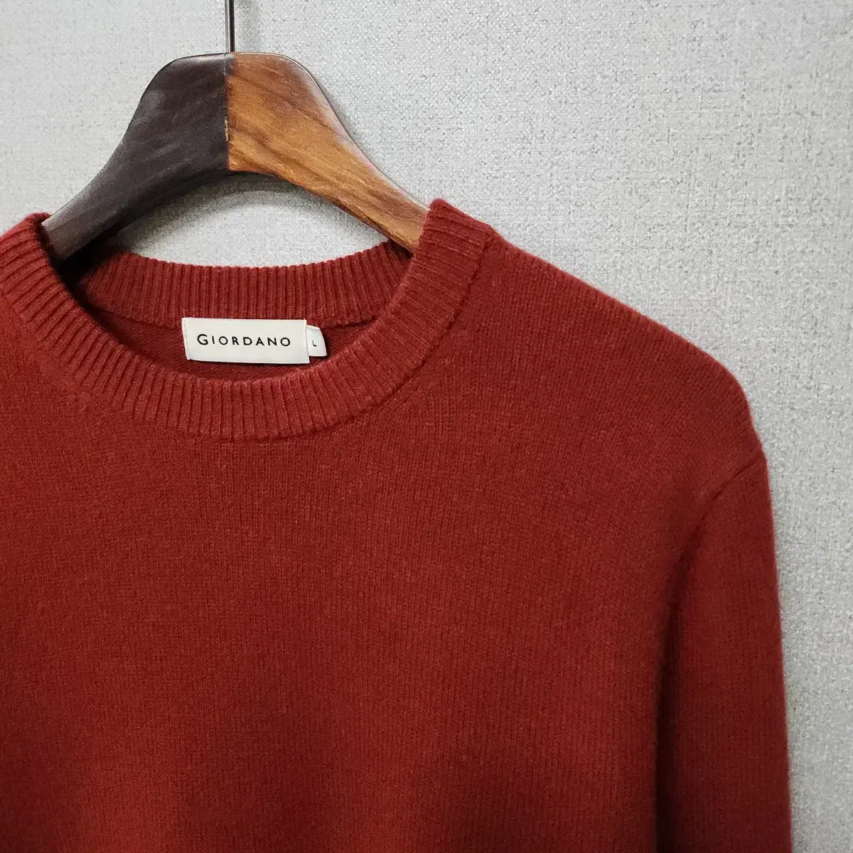 L) Giordano Men's Knitted T-Shirt Sweater Burgundy Wine Wool100% Unisex