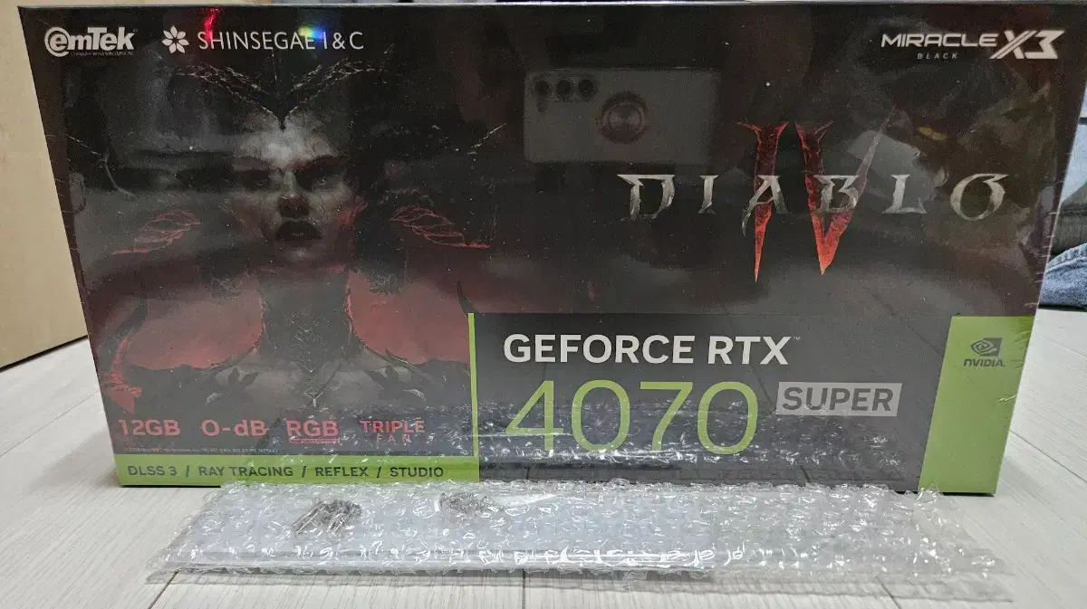 이엠택 지포스 RTX 4070 SUPER MIRACLE 디아블로