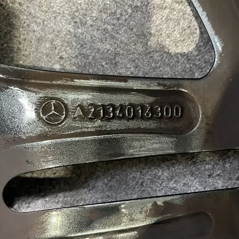 벤츠 E클래스 W213 AMG 18인치 순정 휠