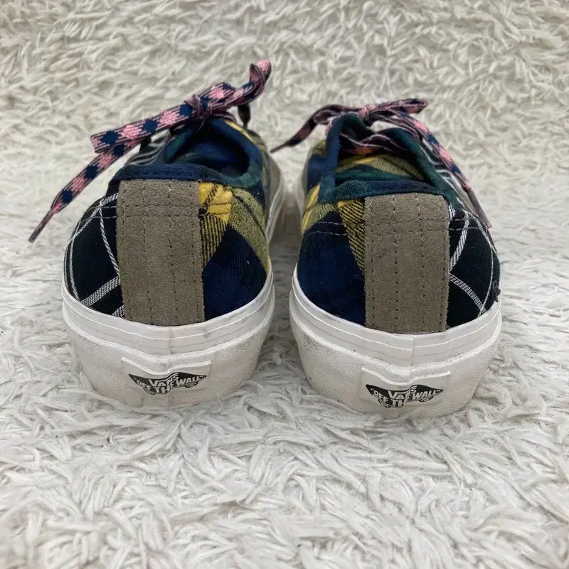 [270] VANS 반스 어센틱 스니커즈