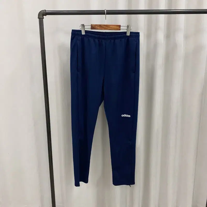 Adidas Navy Men's Chuu Running Pants Track Pants free A07209