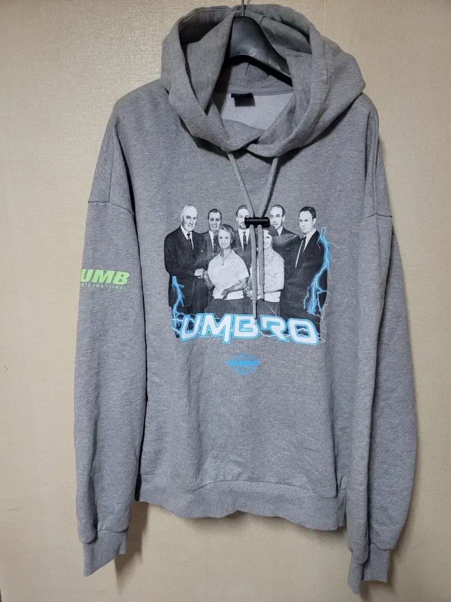 Umbro Overfit Strainer Hoodie