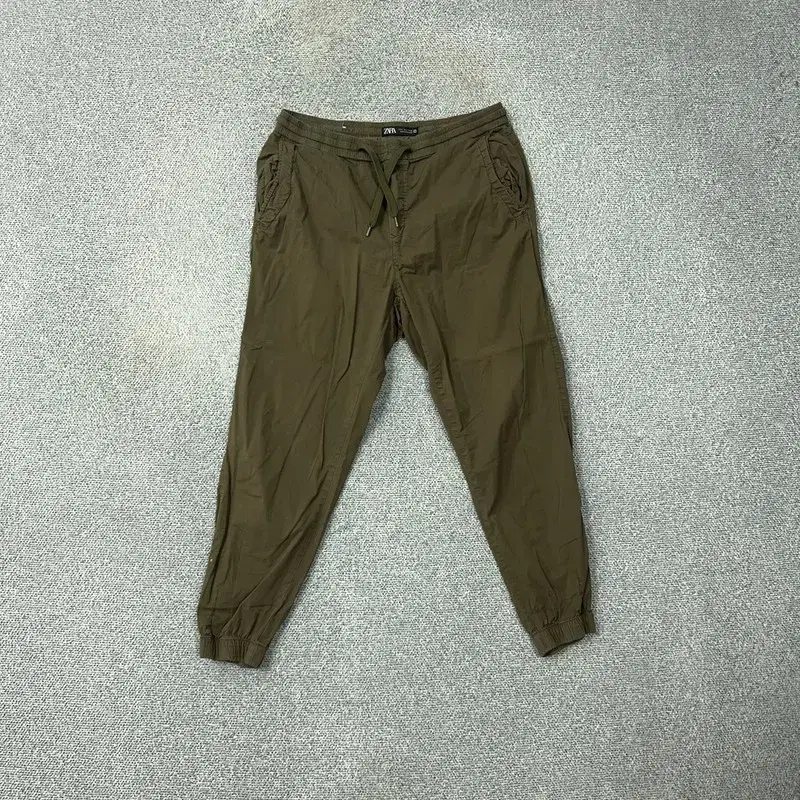 Zara Banded Khaki Jogger Pants L