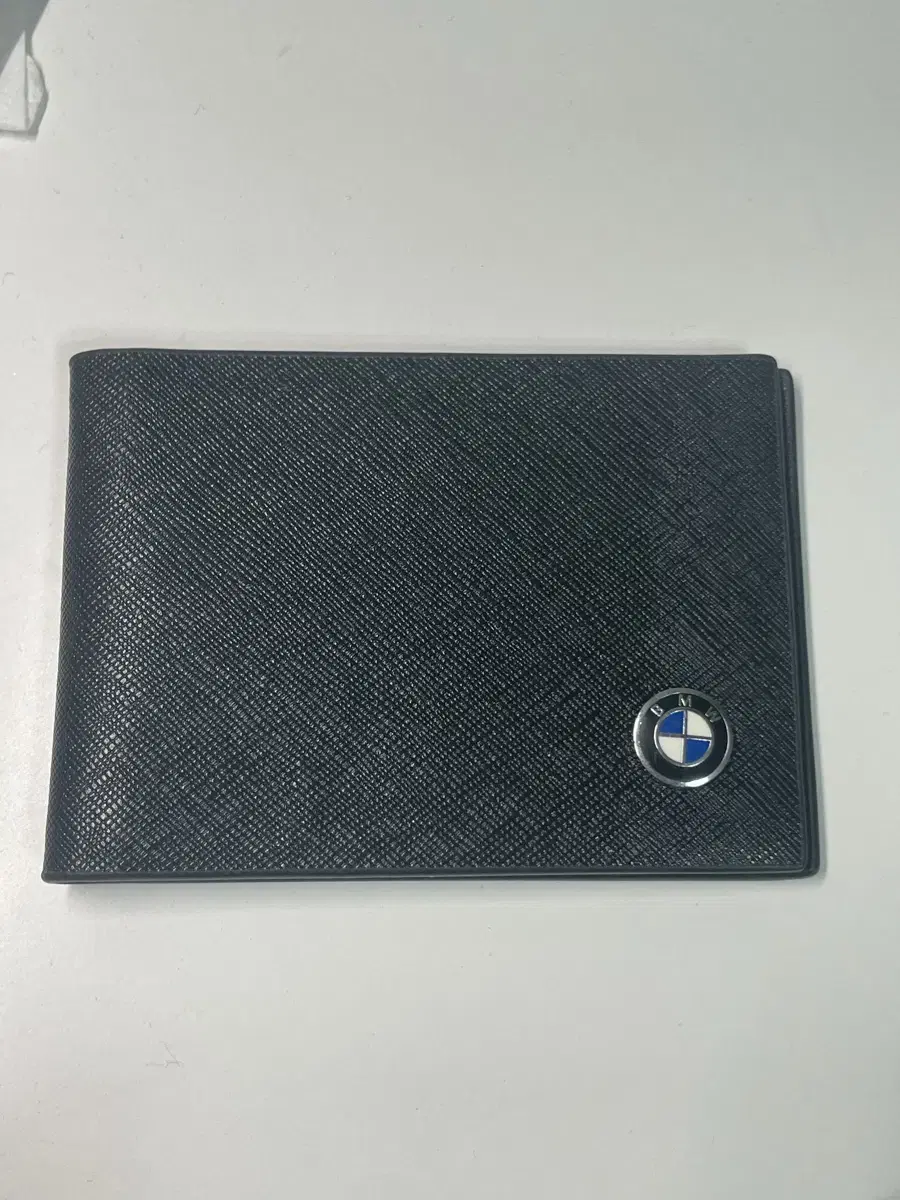 BMW 지갑