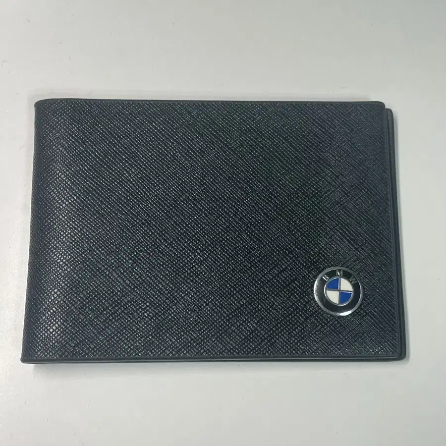 BMW 지갑