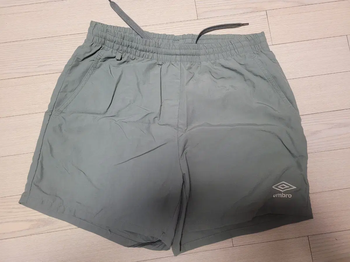 Umbro Woven Shorts Khaki