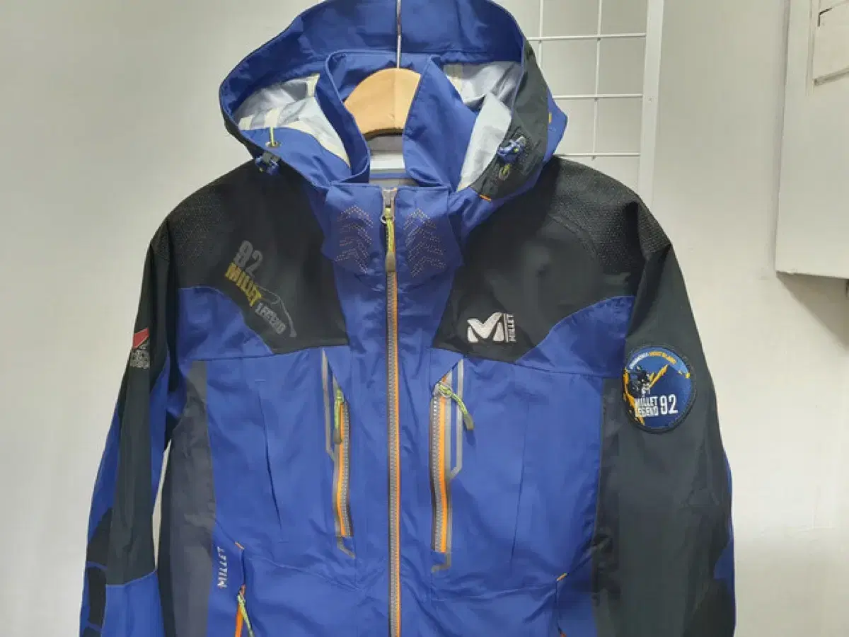 Miele Outdoor Gore-Tex Windbreaker (MAN L-100)#499W