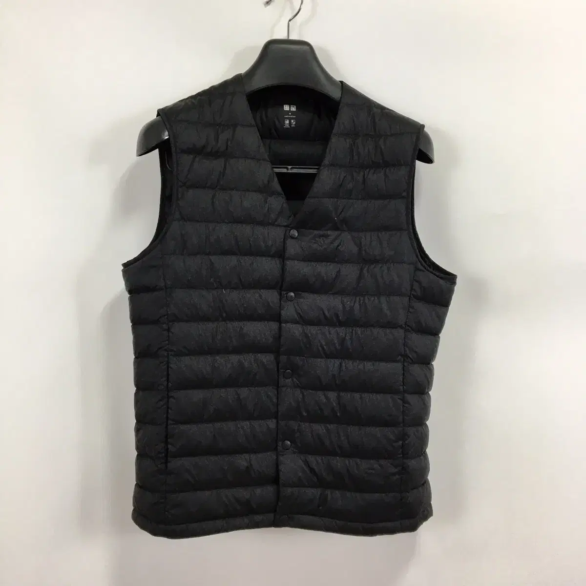 Uniqlo Lightweight duck down puffer vest M