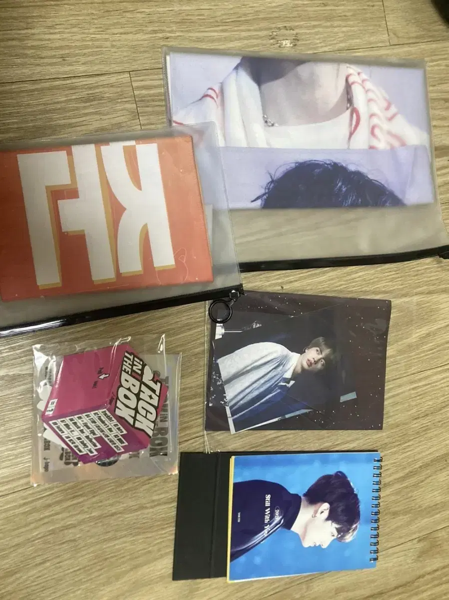 Bangtan Homma Goods Vahn slogan Calendar Photobook