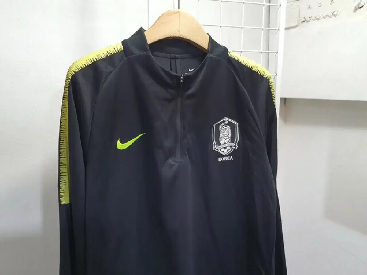 Nike Vahn zip-up long sleeve (MAN M-95)#207S