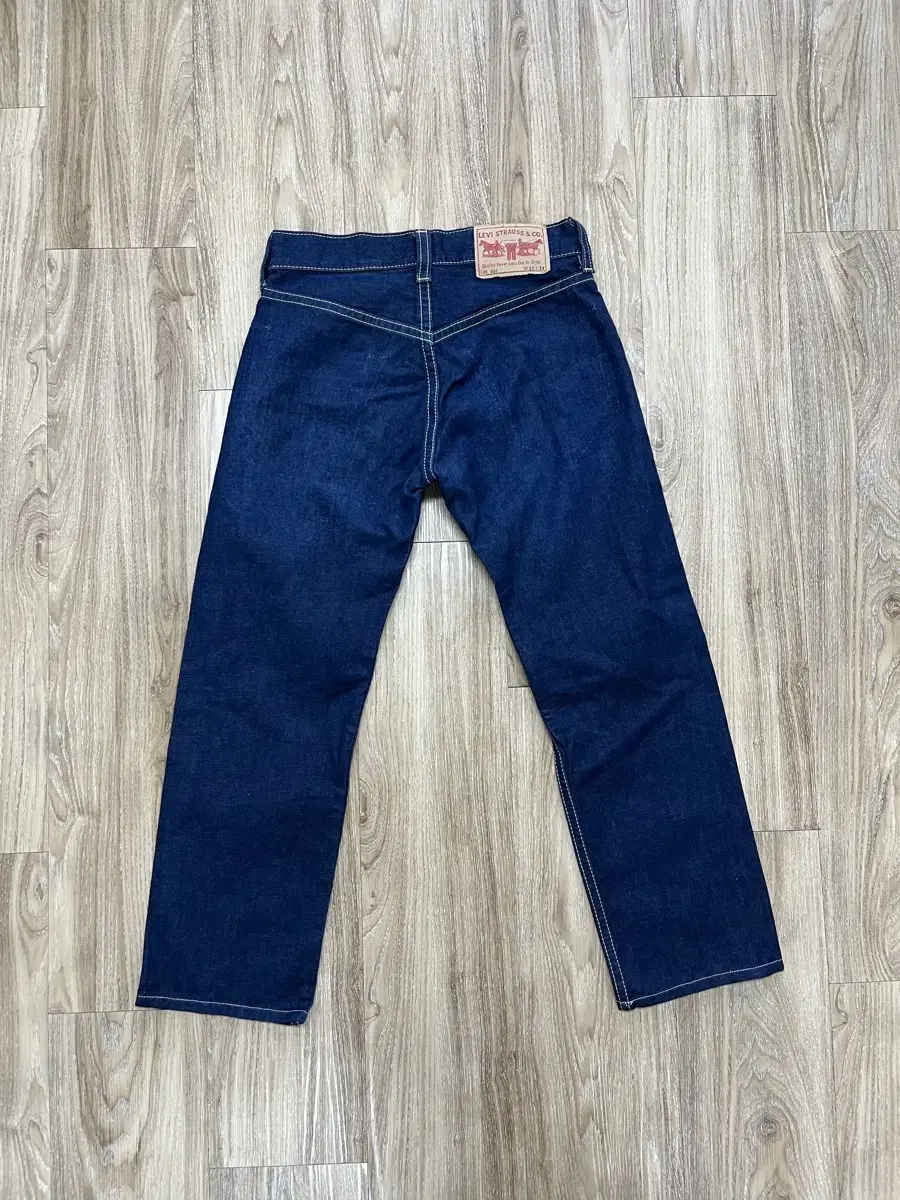 00s Levi's Type One Jeans 32