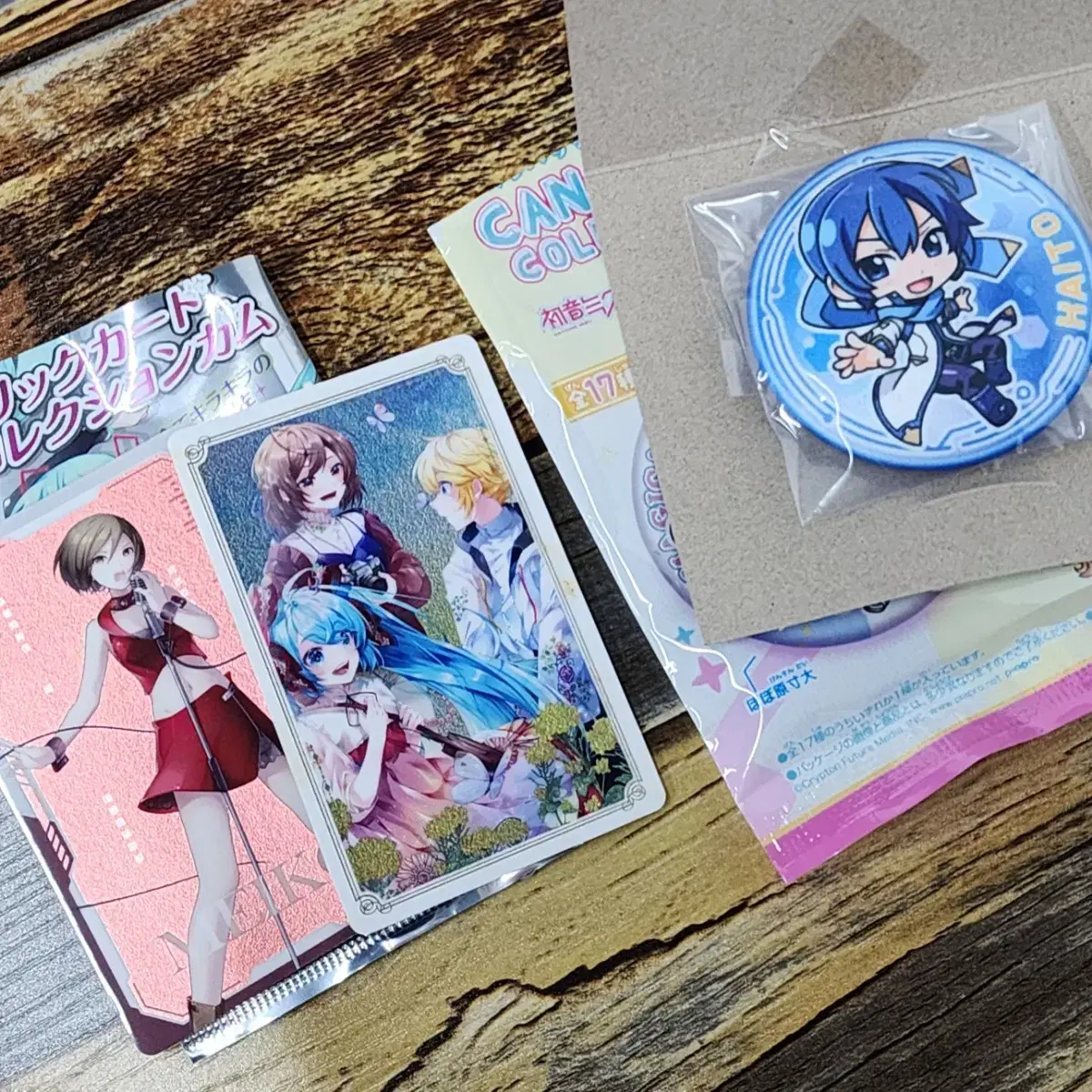 Vocaloid Bokaro Kaito Meiko Metal Card Majimira Can Badge Bulk