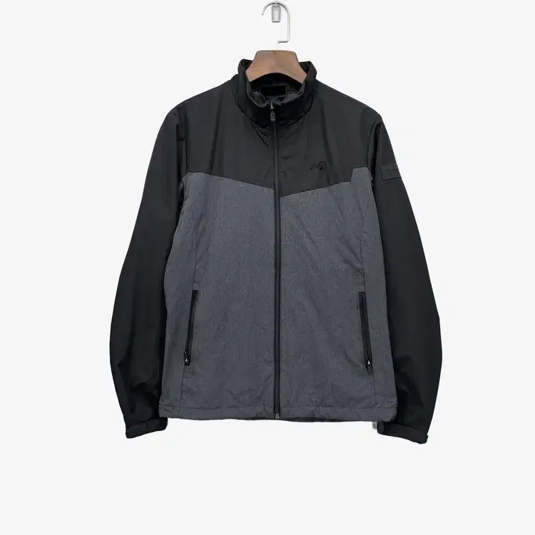 (90) Millet Outdoor Men's San Windbreaker Black