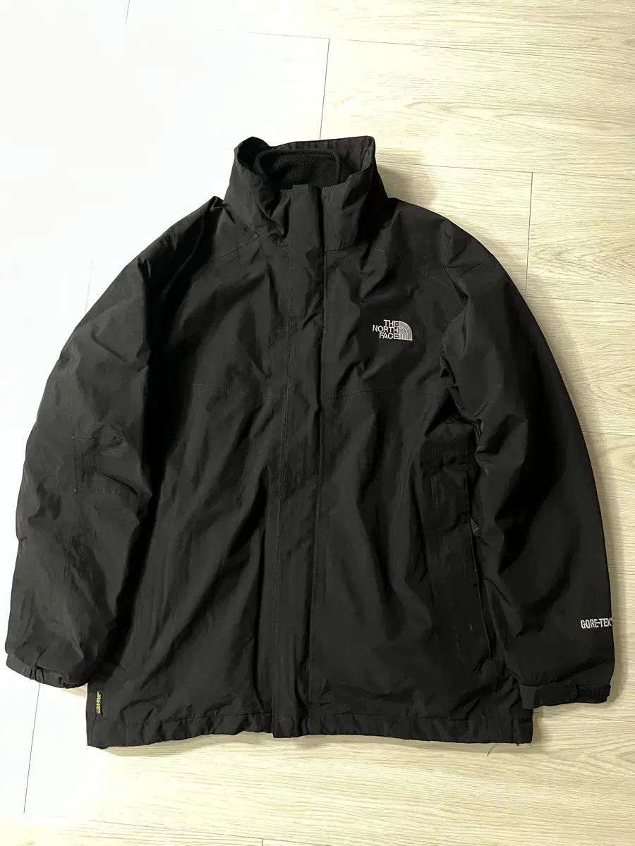 The North Face 2in1 Jacket Windbreaker The North Face Gore-Tex 2in1 Jacket Windbreaker