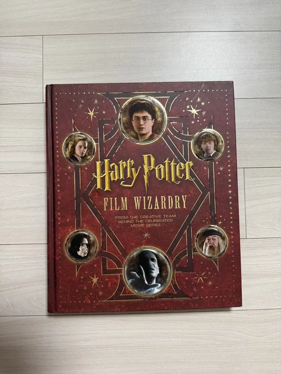 Harry Potter Film Wizardry Merchandise Book