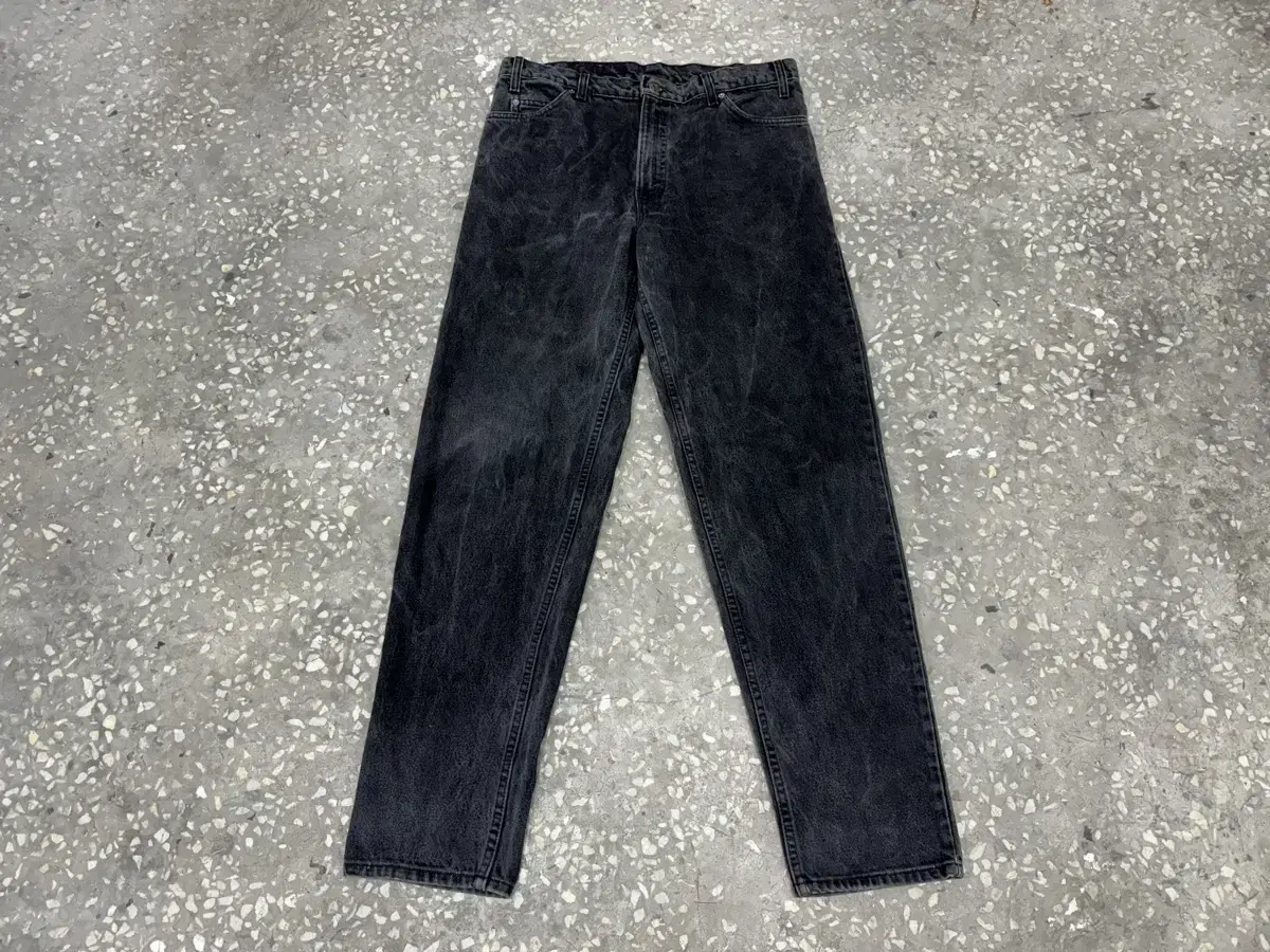 [35-36 inches] Levi's 550 USA 90s black jean denim