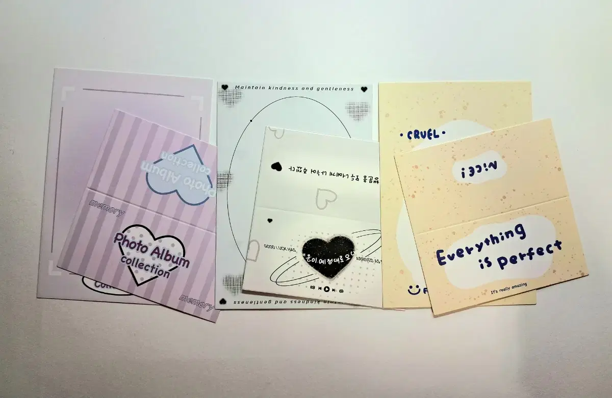 Headertack Set Embrace Photocard Packaging