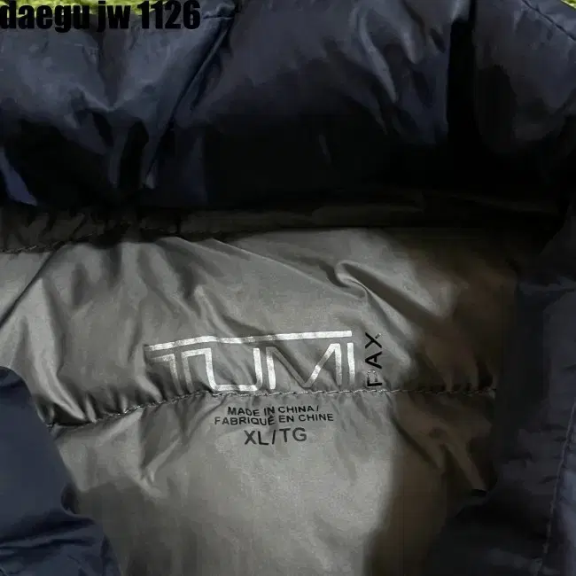 XL TUMI JUMPER 투미 패딩 점퍼