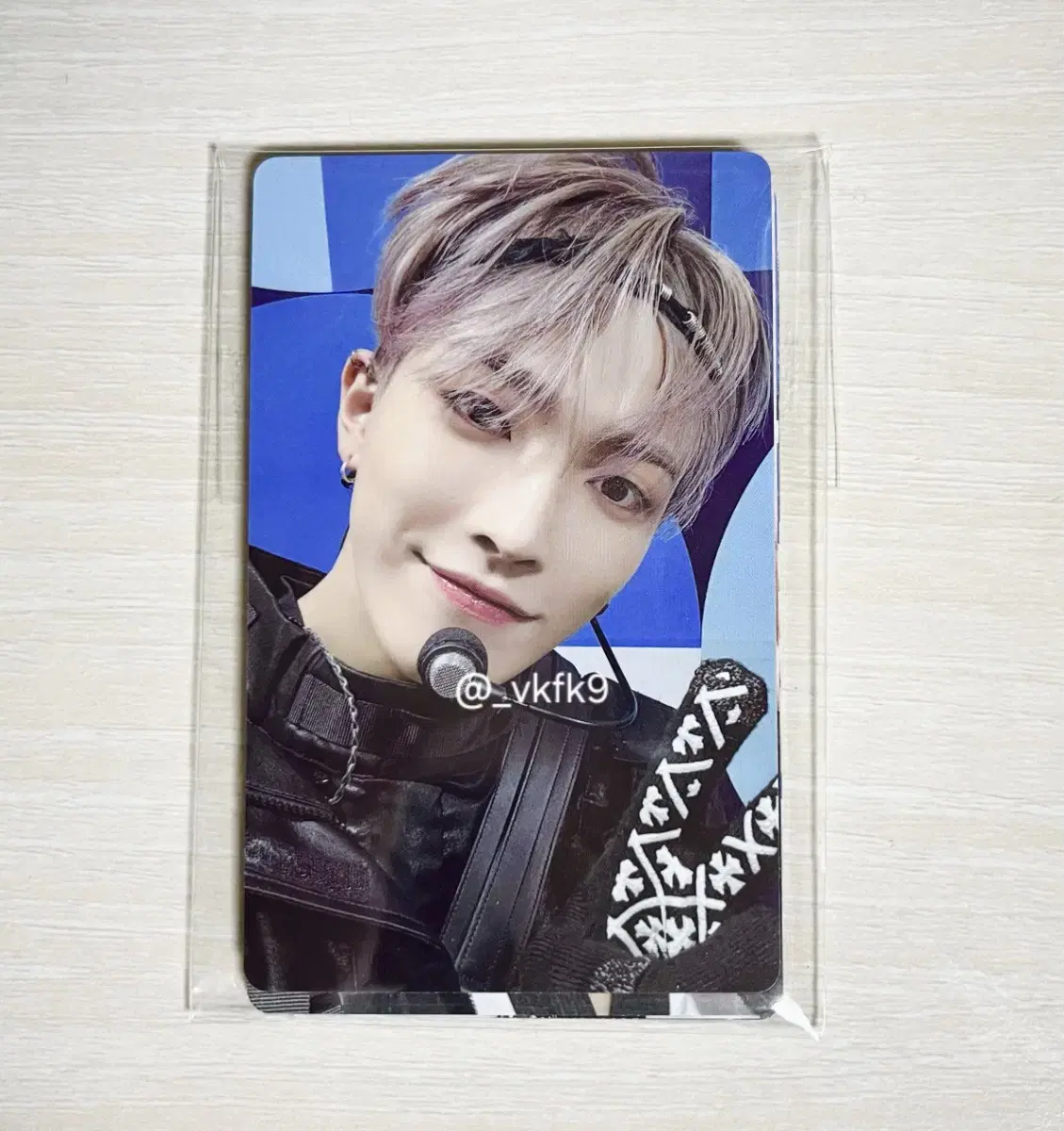 ATEZ The World photocard sell wts hongjoong seonghwa yunho san yeosang unreleased photocard Pre-order benefits