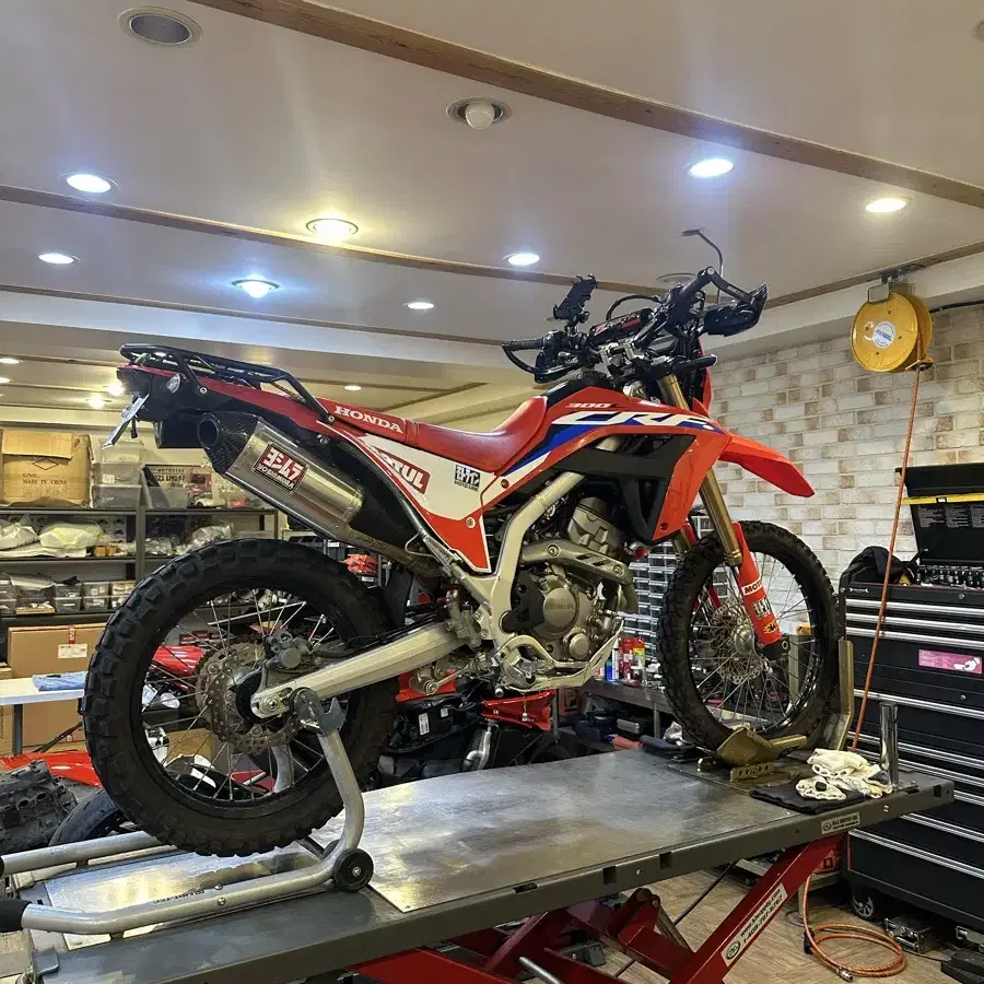 CRF300L 24년식 요시무라 장착